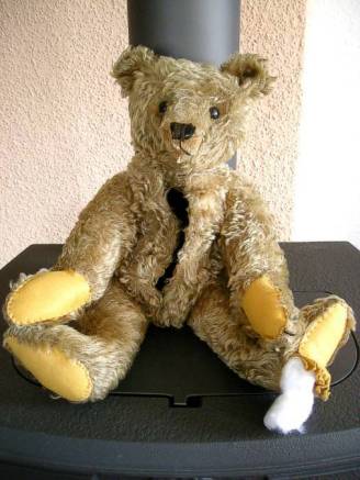 Steiff Wärmflaschenbär von 1907, einer der seltensten Steiff Teddybären überhaupt, vor der Restaurierung